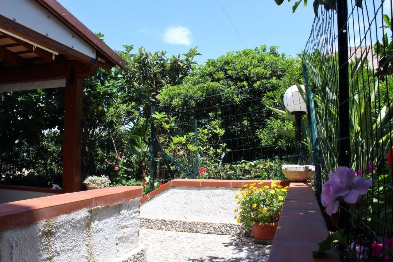 Raggio Di Sole Bed & Breakfast Macari Exterior foto